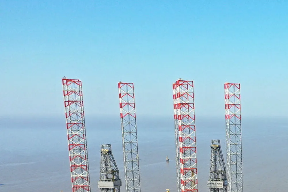 Delivered: the jack-up rigs Guoxin and Guoshun ready to work offshore China
