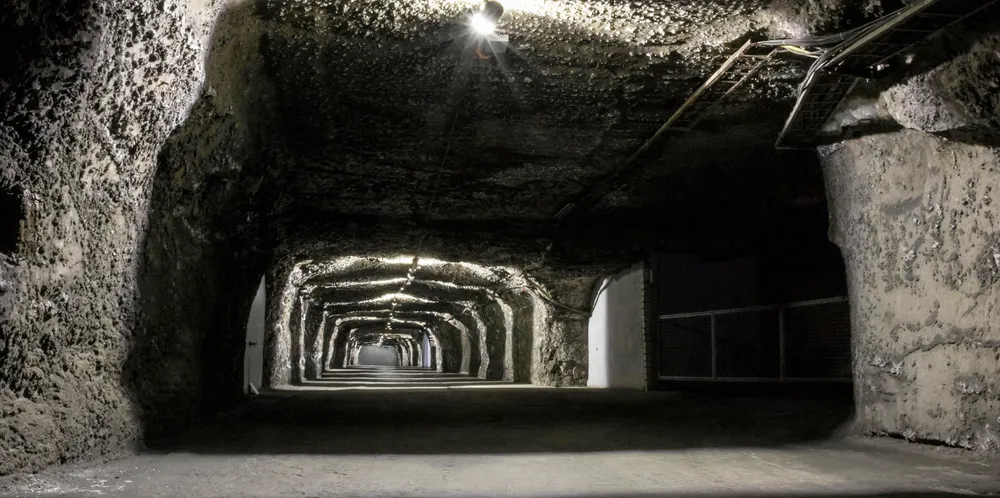 The storage facility uses salt caverns.