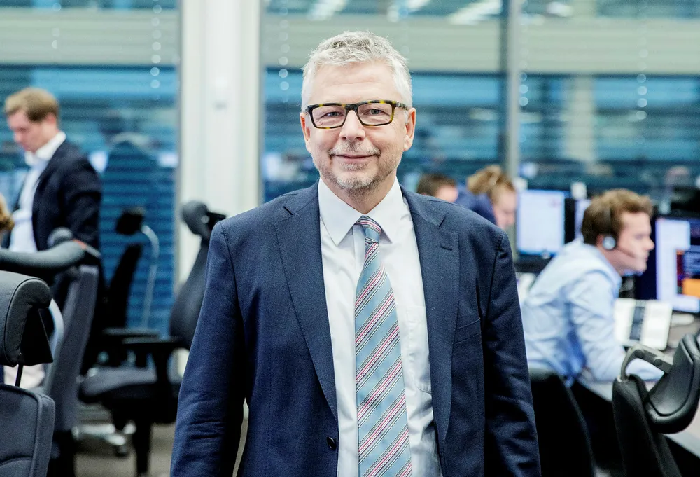 – Internasjonal usikkerhet, urolige markeder og utsikter til veldig sakte renteoppgang hos våre handelspartnere er også argumenter for at Norges Bank vil gå forsiktig frem i rentesettingen. Vi anslår derfor bare to renteøkninger i år og to neste år, skriver sjeføkonom i Nordea Erik Bruce.