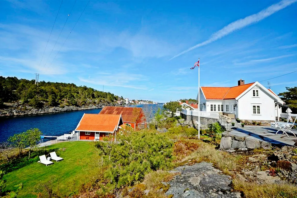 Øytangen 10 på Lyngør med prisantydning 23 millioner kroner. Foto: Foto: Sem & Johnsen Eiendomsmegling