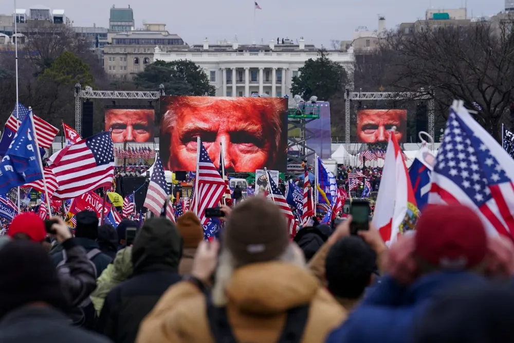 Donald Trumps stormtropper varsler nye aksjoner ved innsettelsen av Joe Biden som president 20. januar.
