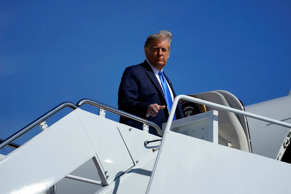 President Donald Trump på vei til et valgkampmøte i Nord-Carolina for noen dager siden. I løpet av den siste måneden har Trump ved flere anledninger unnlatt å svare på om han vil respektere resultatet av det amerikanske presidentvalget.