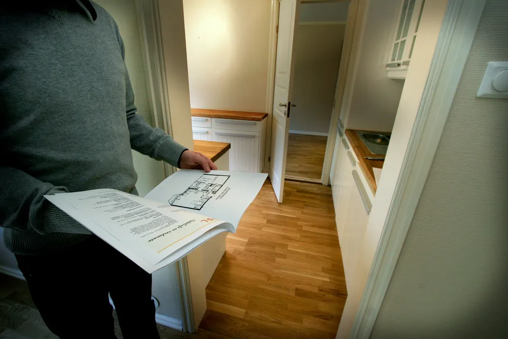 Antallet felte eiendomsmeglere ble halvert i fjor, viser tall fra meglerklagenemnden. Illustrasjonsfoto.