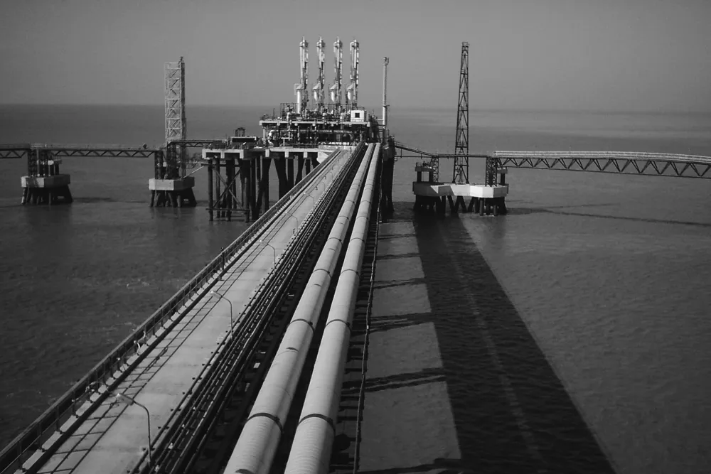 The main jetty at the Dahej LNG terminal