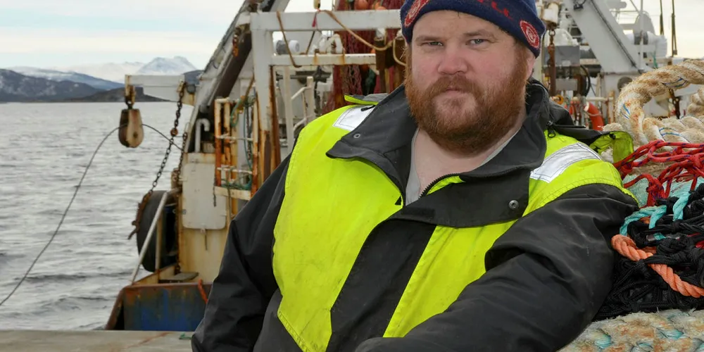 FRIKJENT: Trålskipper Webjørn Hansen ble frikjent i Sunnmøre tingrett etter å ha fått en bot han ikke ville godta. Tirsdag denne uken var han på Vigra for å forberede snurrevadfiske.