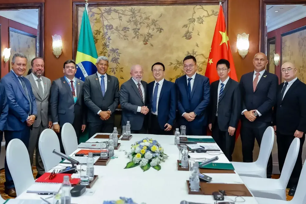 Brazilian President Luiz Inácio Lula da Silva in a meeting with Windey in Beijing.