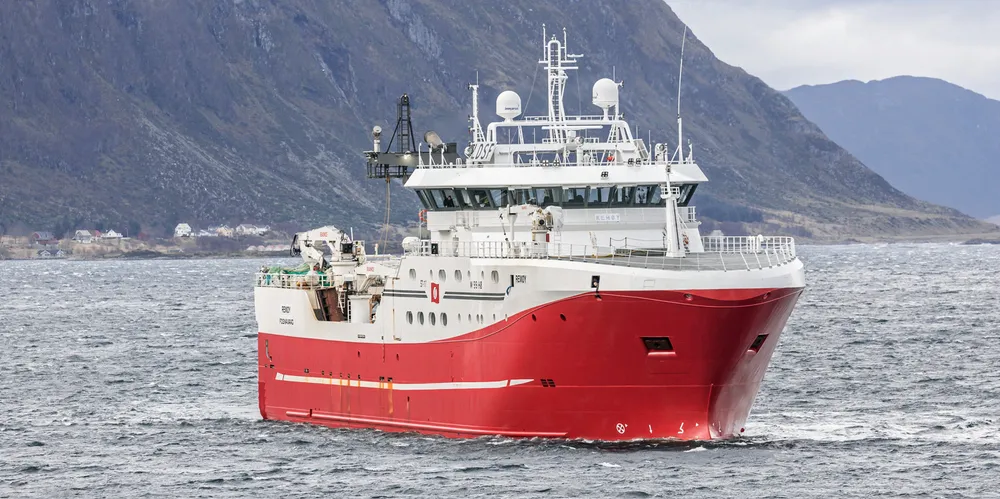 Reketråleren «Remøy» klar for rekefiske med truende drivstoffpriser.