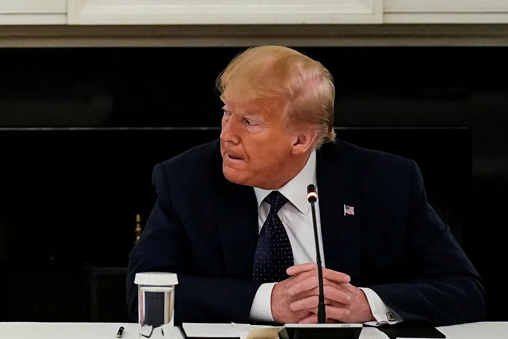 President Donald Trump under et møte i Det hvite hus mandag.