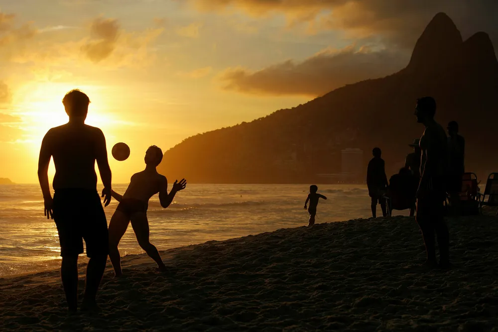 On the ball: gas pipelines are on the menu for Brazil's pre-salt fields