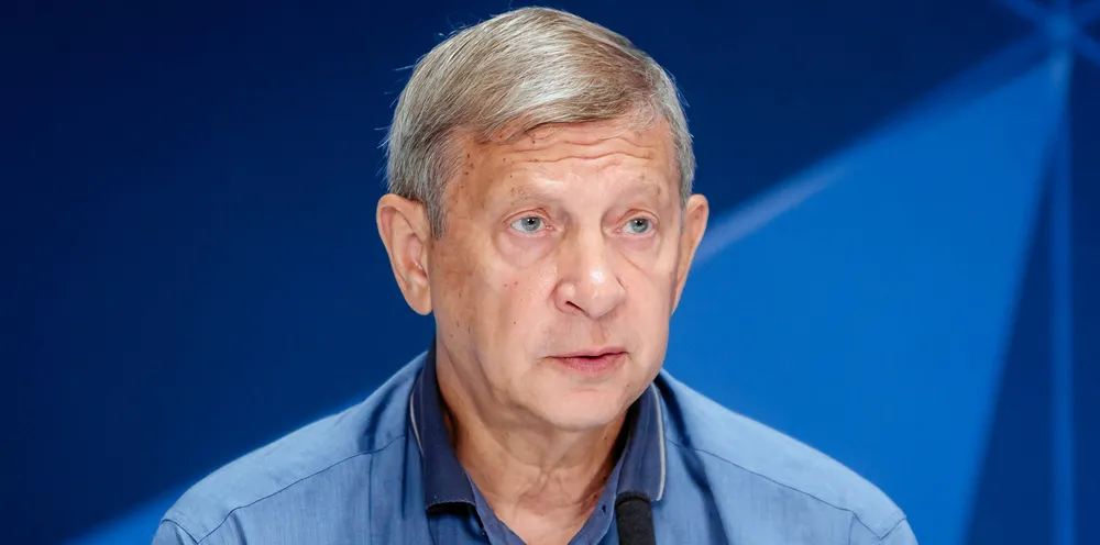 Russian conglomerate AFK Sistema is owned by Russian billionaire Vladimir Yevtushenko who was ranked the 41st richest man in Russia on the Forbes list with a fortune of $3.4 billion (€3.1) billion.