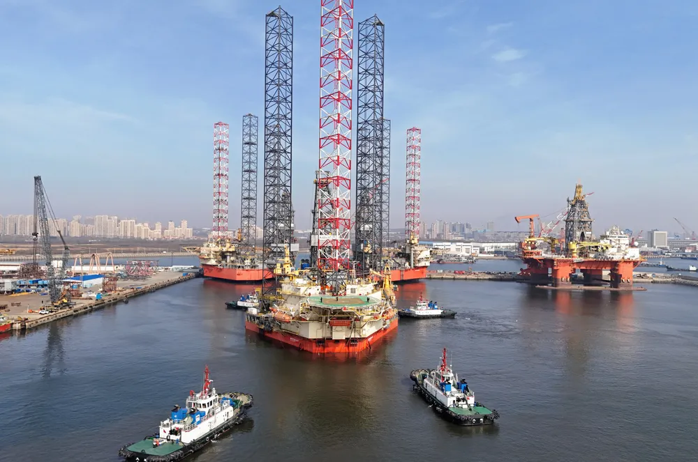 New lease of life: the jack-up HYSY 947 departs for Bohai Bay campaign.