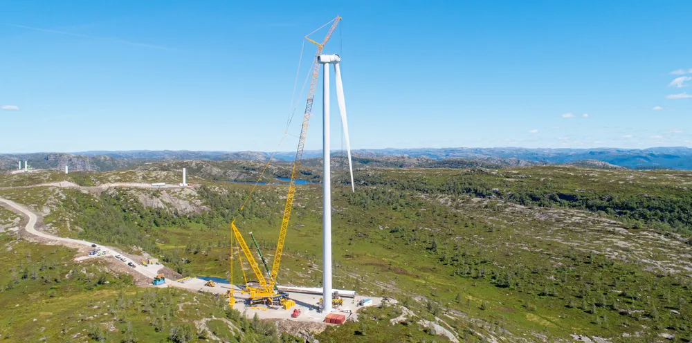 10 TWh ny vindkraft vil kreve planområder på 350 kvadratkilometer. De fysiske inngrepene, hvor veier utgjør størstedelen, vil utgjøre 12 kvadratkilometer.