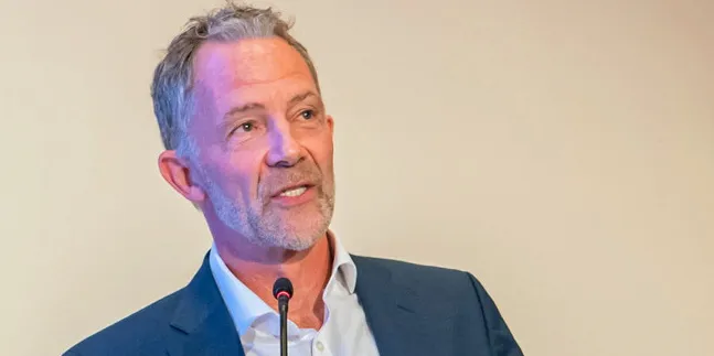 Mark O’Neil is CEO of Columbia Shipmanagement.