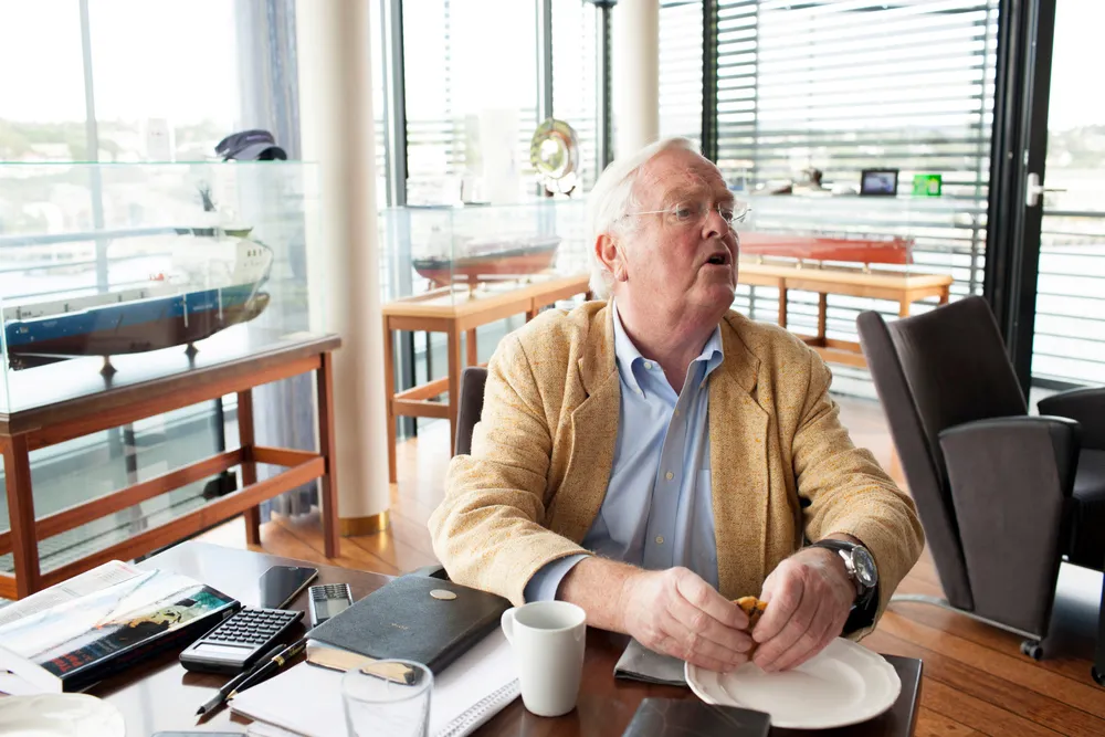 Herbjørn Hansson på Nordic American Tankers' kontor i Sandefjord.