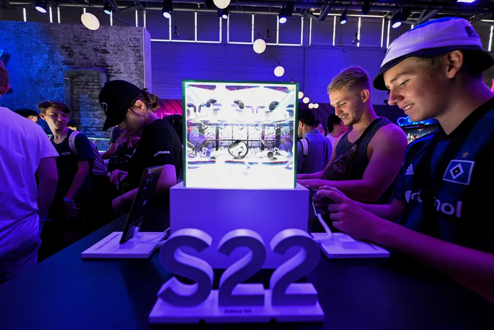 Samsungs omsetning og driftsresultat innfridde ikke i tredje kvartal. Dataminneprisene har stupt i løpet av kvartalet. Det er betydelig usikkerhet hvordan den viktige førjulssesongen vil bli for teknologisektoren.
