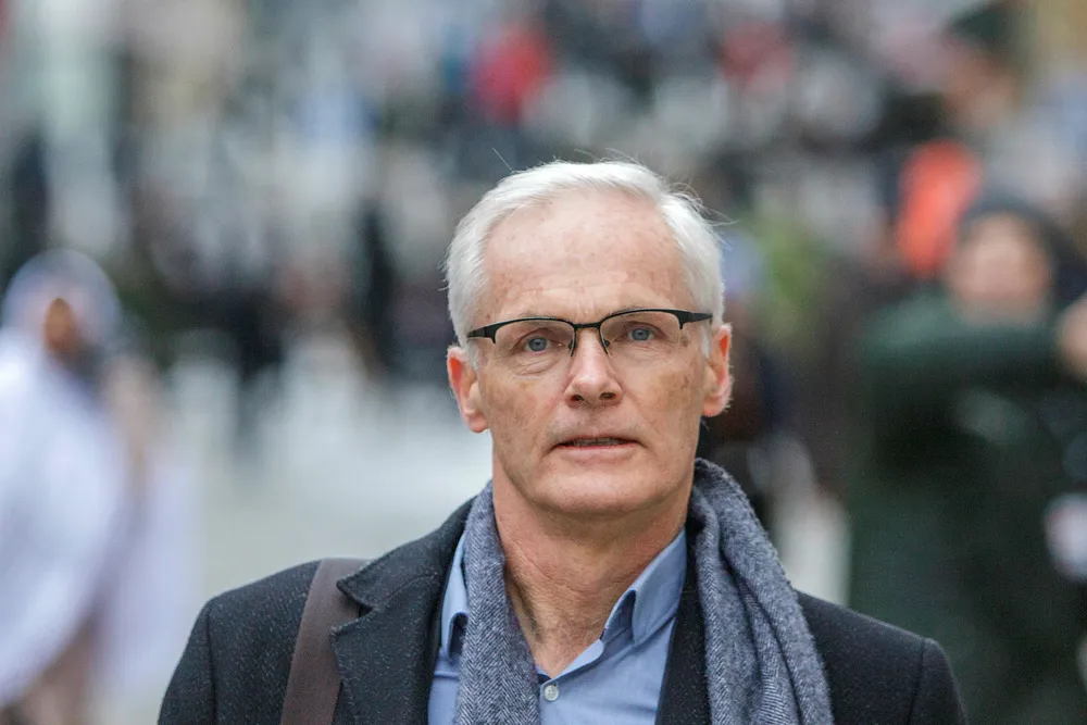 Konkurransedirektør Lars Sørgard mener konkurransen i forbrukslånsmarkedet er usunn.