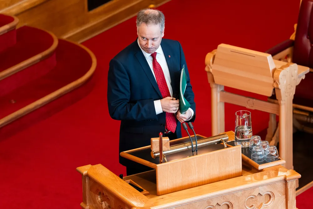 Samferdselsminister Jon-Ivar Nygård (Ap) foreslår sammen med justisminister Astri Aas-Hansen (Ap) at det skal bli lettere å beslaglegge biler ved råkjøring.