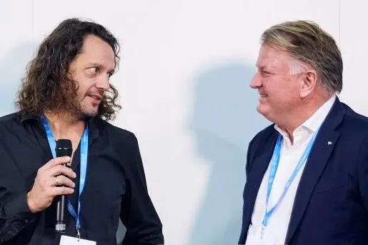 Nordic Circles’ John Jacobsen (left) and Hoegh Autoliners’ Sebjorn Dahl: ‘This is circular economy at its best.‘