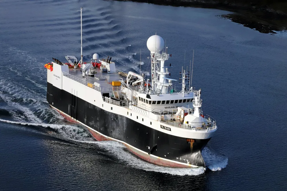 Snøkrabbebåten «Vestland Arctic» er snart ferdig med årets sesong og reder Harald Taranger er fornøyd med fangst og pris.
