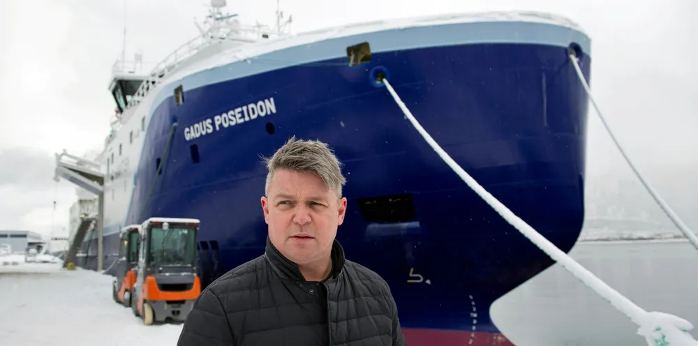 Tråleren «Gadus Poseidon» og skipper Rino Grande har ofte teiner fra snøkrabbefisket på dekk.