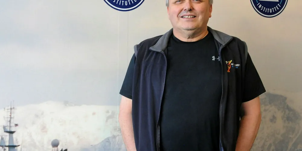 70 prosent skrei er det magiske tallet for å tillate fiske i Henningsværboksen. Geir Dahle er professor og seniorforsker ved HI, og har sett den teknologiske utviklingen fra innsiden.