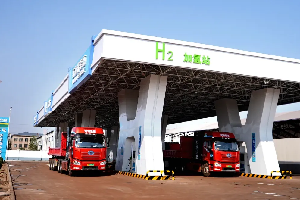 A hydrogen refuelling station in Tangshen, Hebei province, primarily aimed at trucks travelling the Tangshan Port-Qinhuangdao transportation route.