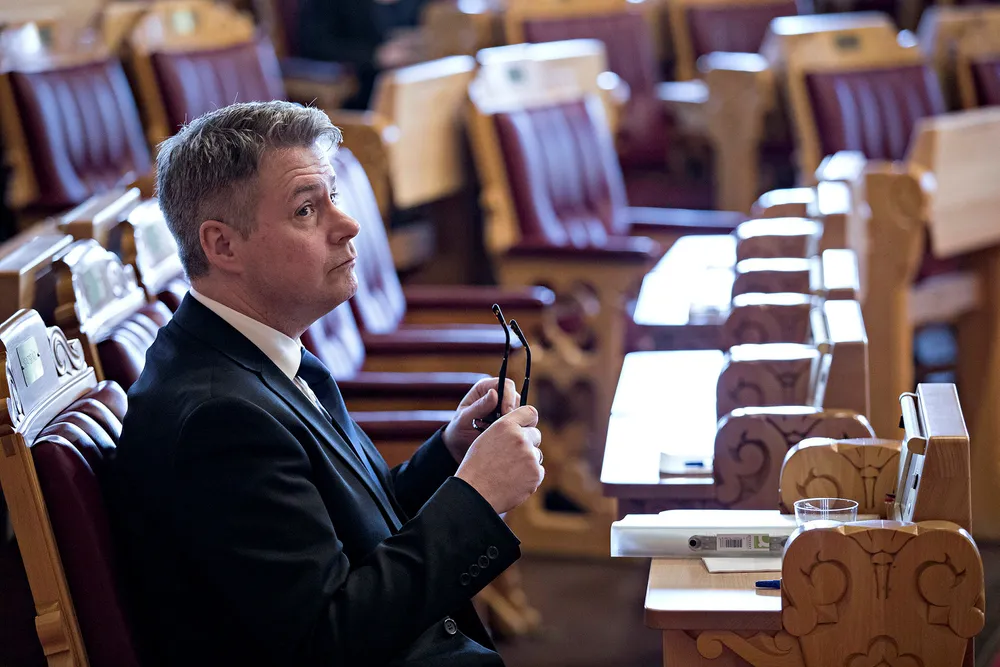 Per Willy Amundsen opprettet Domstolskommisjonen for å revurdere landets dysfunksjonelle domstolstruktur da han var justisminister. Når partiet nå er i opposisjon, kan det visst være det samme.