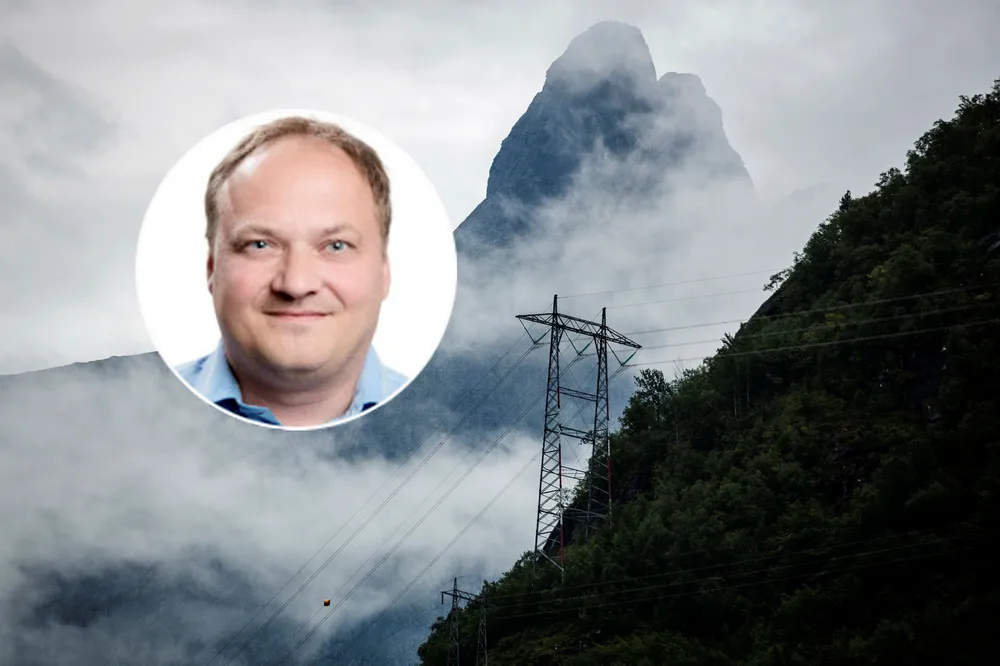 Analysesjef Tor Reier Lilleholt i kraftanalysebyrået Wattsight mener at de ekstreme kursbevegelsene i kraftmarkedet tyder på at mange andre aktører havner i lignende skvis som Einar Aas og blir nødt til å selge.