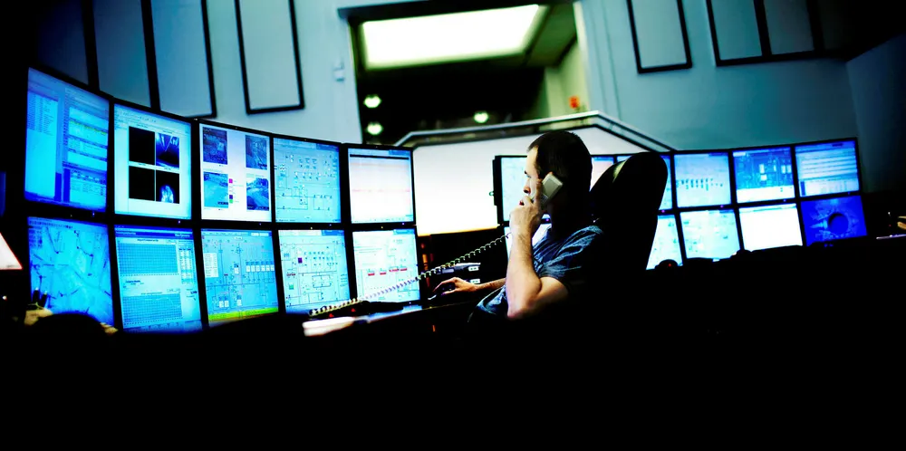 ved en feil publiserte Statnett norske produksjonsdata på en europeisk plattform helt ned til bare ett kvarters forsinkelse, ikke fem dager som regelverket tilsier.