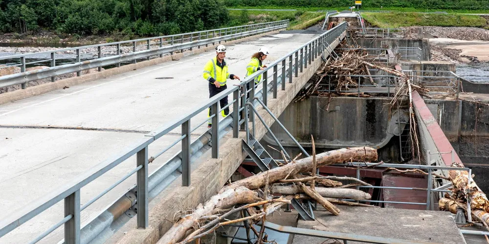 Braskereidfoss kraftverk ble oversvømt 9. august og fikk store skader. Bildet er tatt da Europower var med på befaring 18. august.