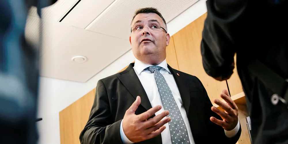 VIKTIG MØTE: Olje- og energiminister Kjell-Børge Freiberg (Frp) møtte blant andre Hammerfest-ordføreren under Barentshavkonferansen i Hammerfest i april i år for å snakke om en mulig havvindmøllepark utenfor Sørøya. Bildet er fra en annen anledning.