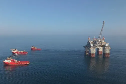 McDermott advances Scarborough EPCIC with successful FPU floatover.