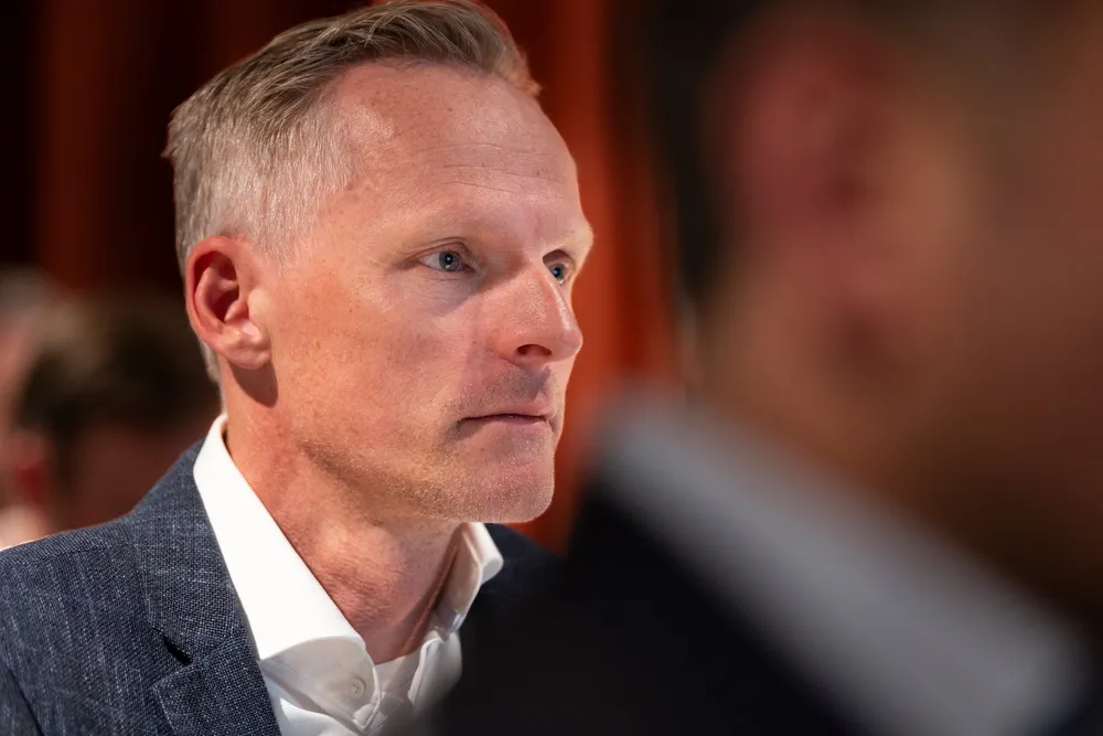 Ketil Skorstad har funnet en ny måte å bli rik på. Compunding innen forsvarsindustrien!