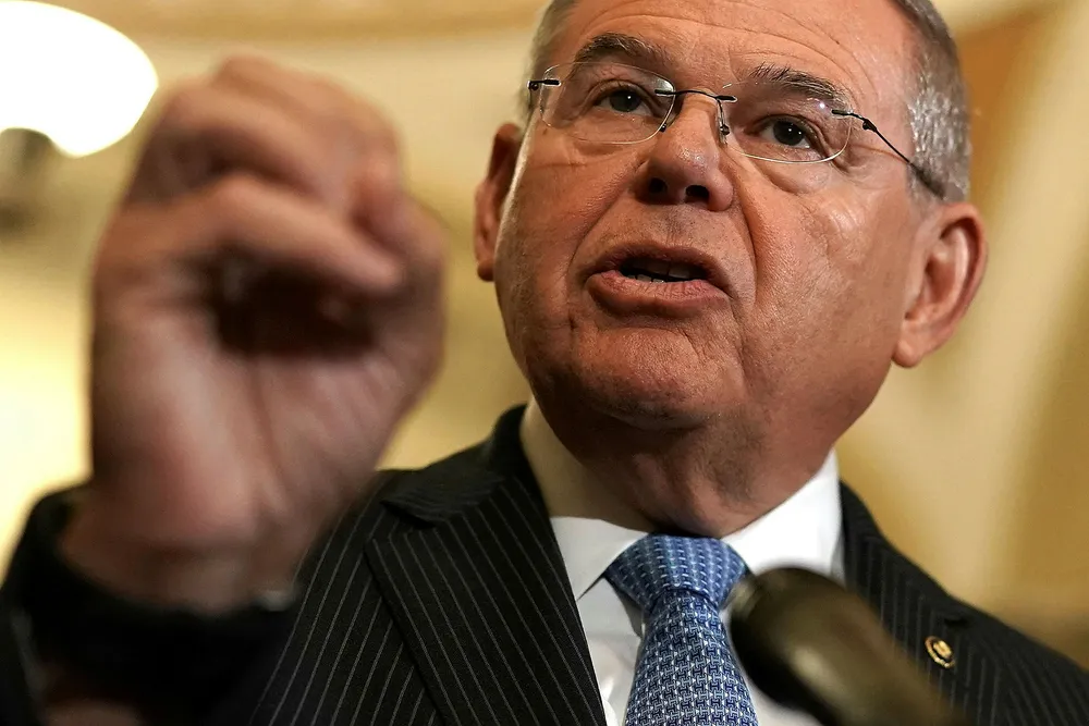 Bob Menendez, demokratenes gruppeleder i Senatets utenrikskomité, vurderer å stevne Donald Trumps tolk i Helsingfors. Foto: Alex Wong/Getty Images/AFP/NTB Scanpix