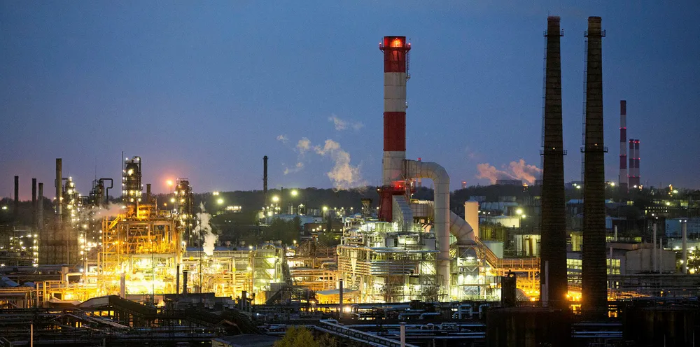 Hydrogen production unit (centre) at the Bashneft-Ufaneftekhim oil refinery in Russia