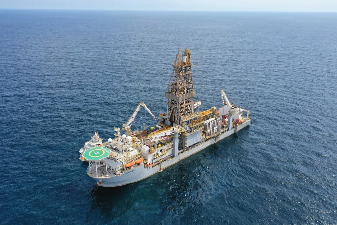 Offshore Drillship Drilling Rigs