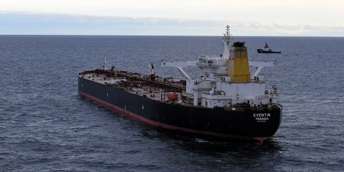 Drifting tanker carrying Russian oil in the Baltic rescued by German ...
