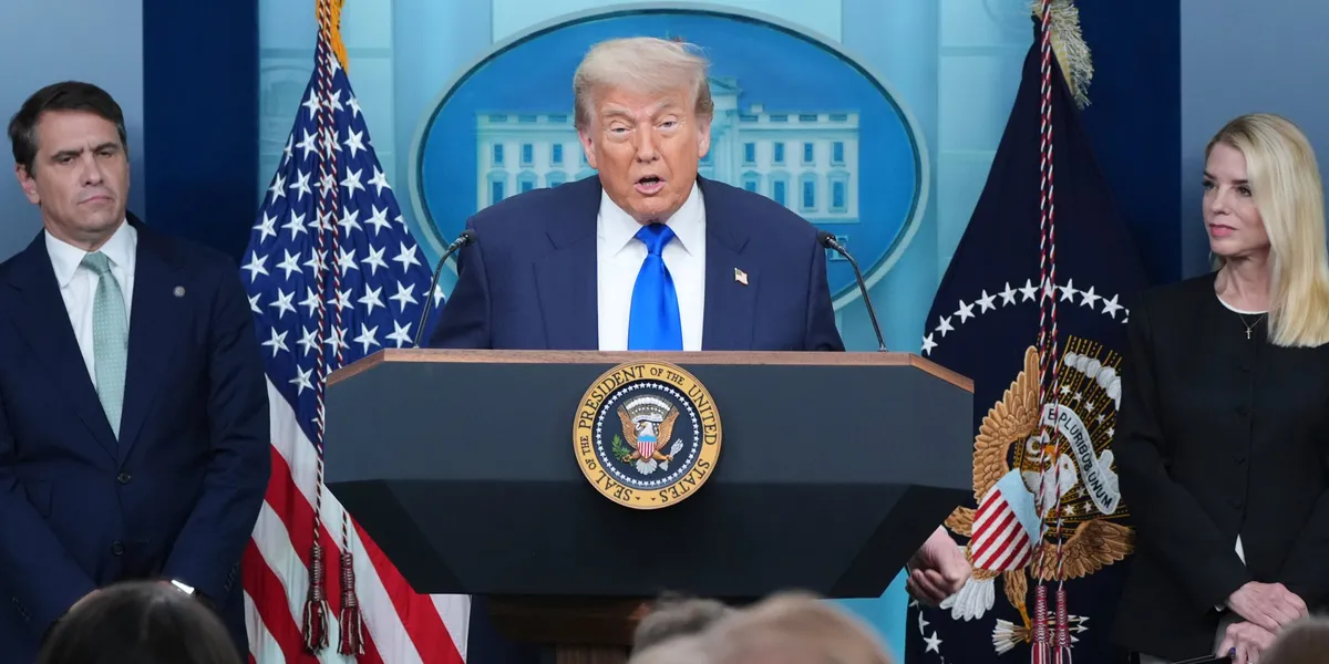 USA avslutter handelssamtaler med Canada umiddelbart