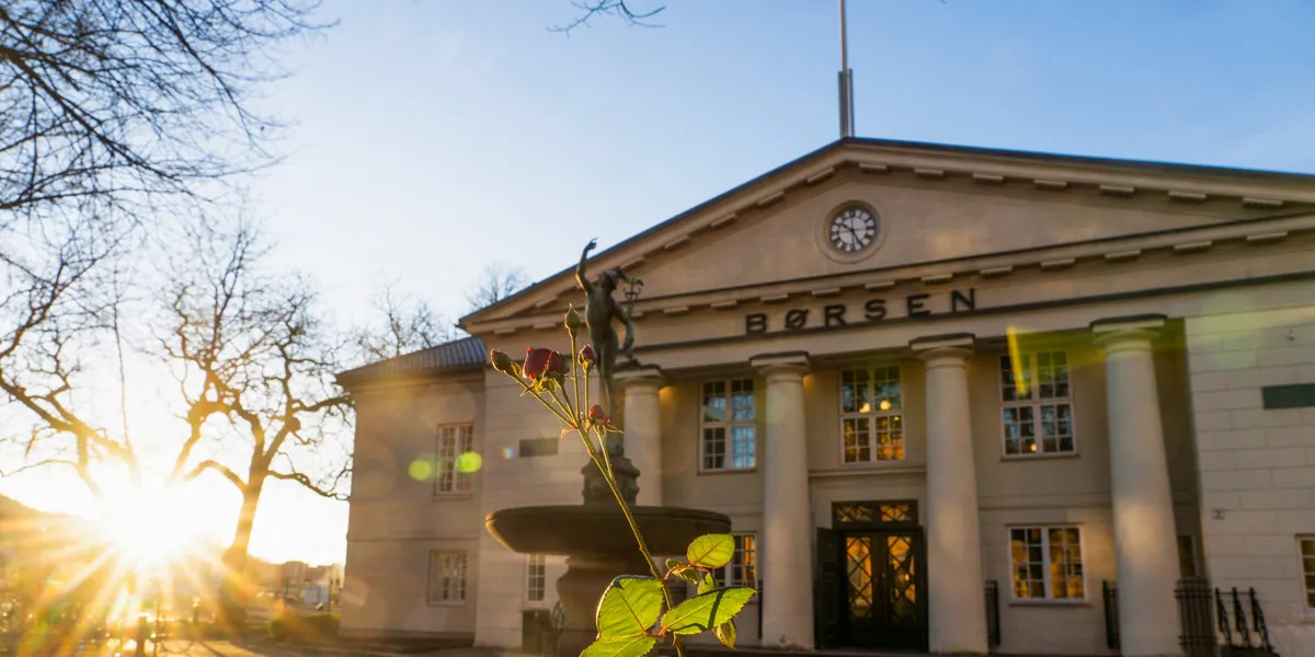 Oslo Børs faller videre tross lite løft for oljeprisen