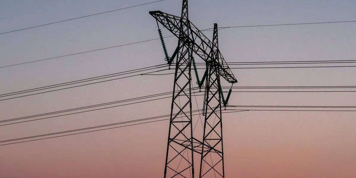 Kun én av EUs klima- og energiregler er fullt innført i Norge
