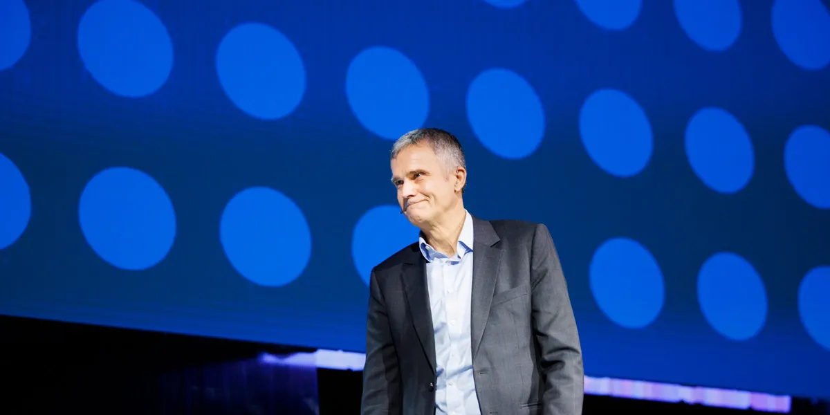 Helge Lund går av som toppsjef for BP
