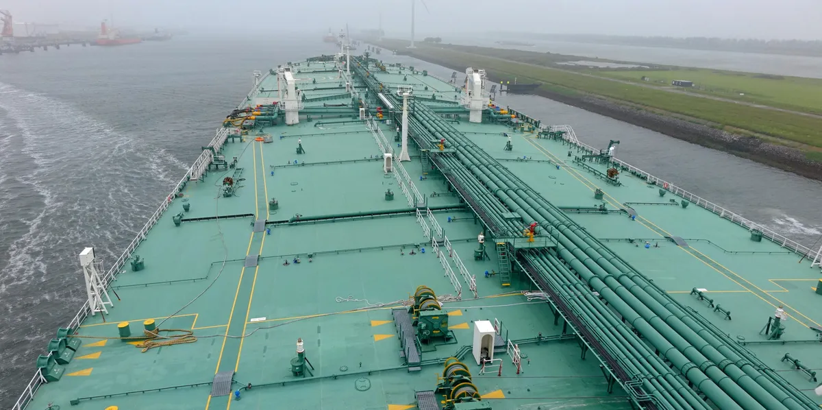 GTT floats membrane LNG bunker tank design for long-range VLCCs
