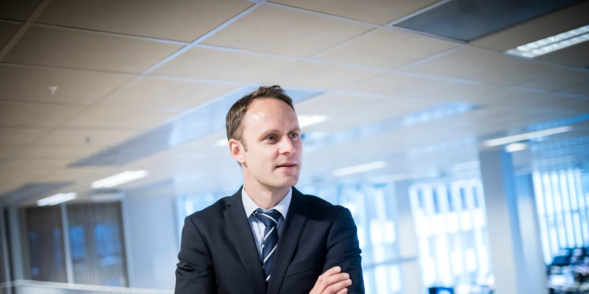Verdens største valuta fortsetter fallet: – Vi kan ikke spå dollarens død