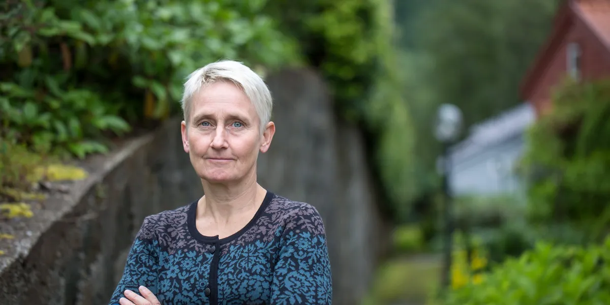 Finansprofessor: – Mye av det bransjen påstår om avkastning er jo usant