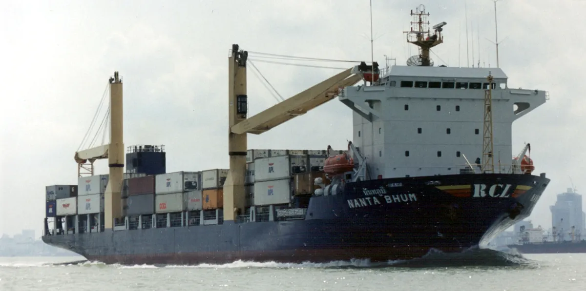 RCL shifts old container ships onto ship breakers ahead of newbuilding ...