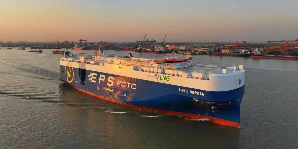 In pictures: Anyone for tennis? Eastern Pacific nets first LNG dual ...
