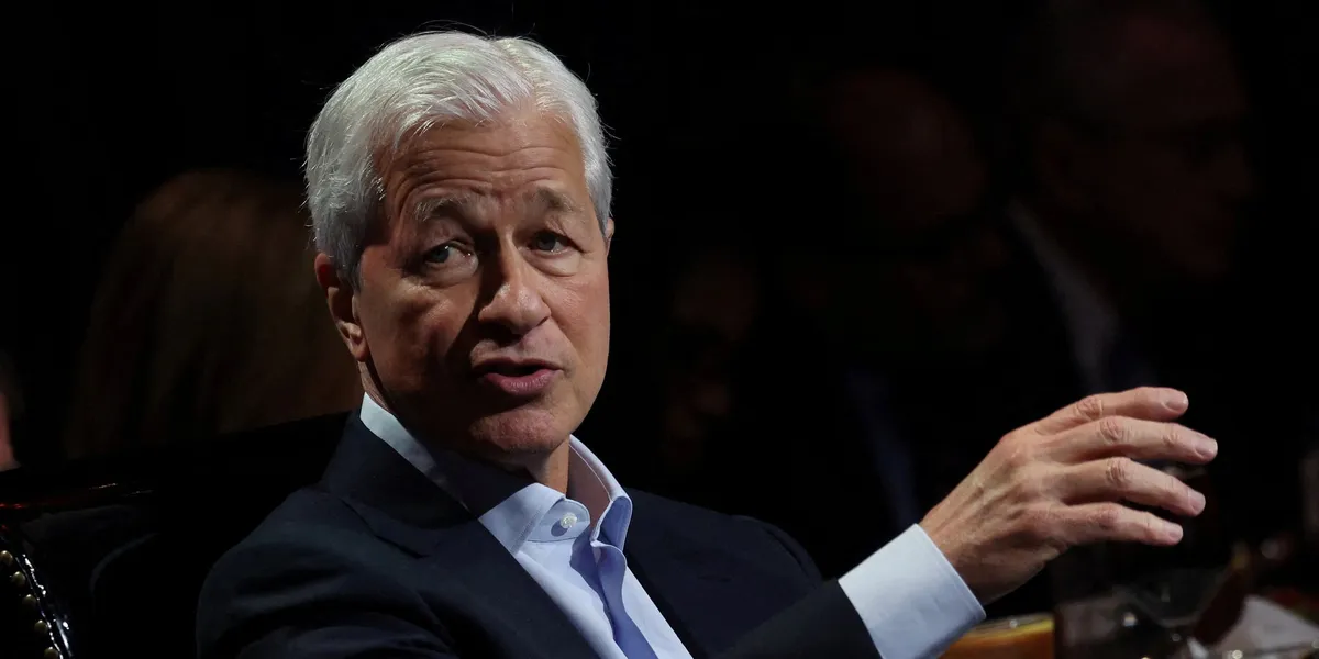JP Morgan-sjefen advarer om betydelig turbulens for amerikansk økonomi