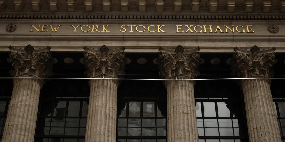 Wall Street åpner opp – S&P 500 nærmer seg rekord