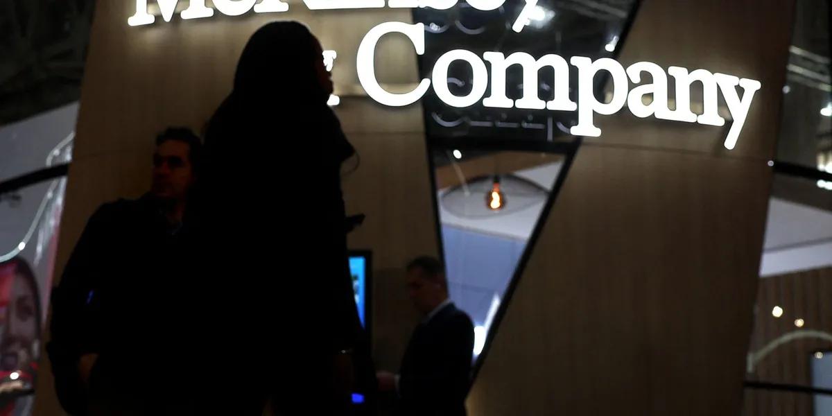McKinsey har kvittet seg med ti prosent av ansatte på under to år