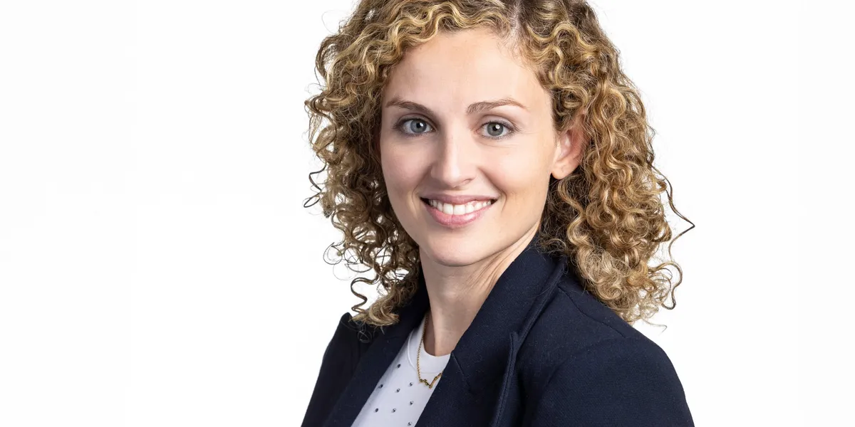 Navigating the Clean Hydrogen Landscape: A Balanced Perspective for Industry Leaders